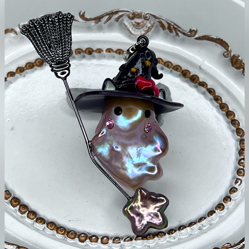 Handmade Premium Freshwater Flameball Pearl Witch 🧙 Detachable Pendant